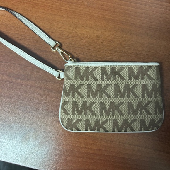 Michael Kors Wristlet - Picture 2 of 3